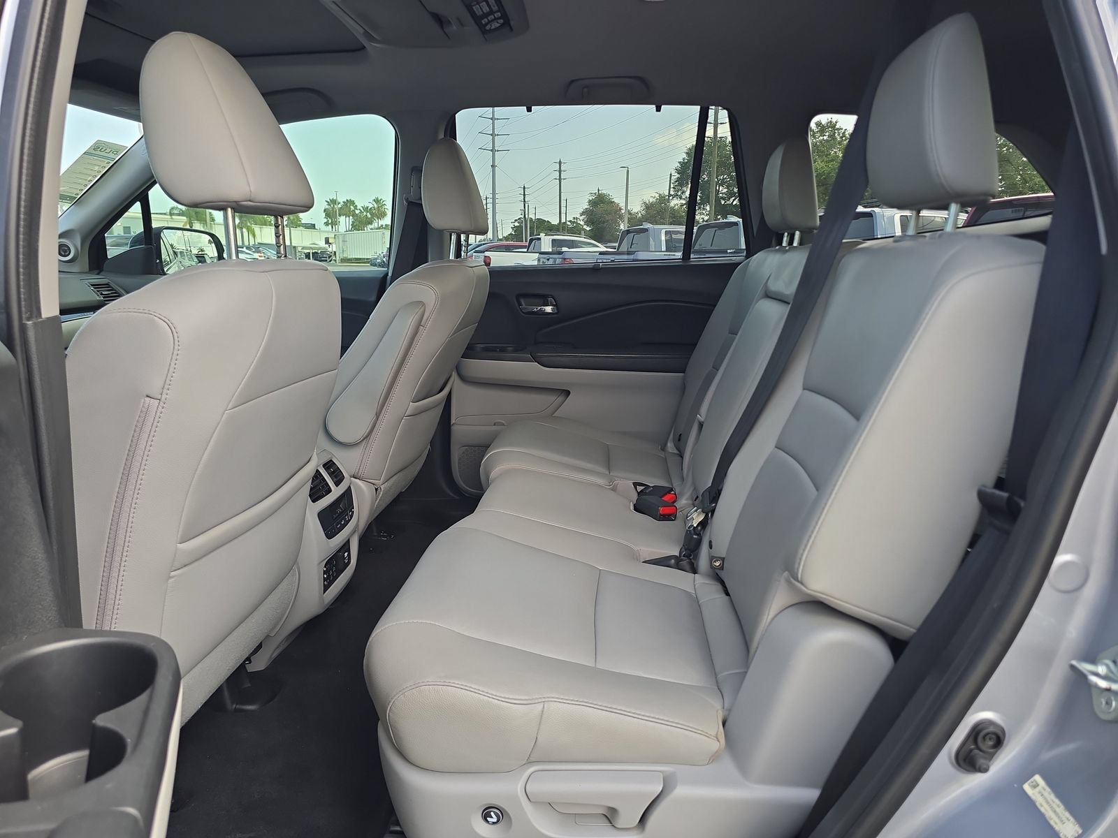 Used 2016 Honda Pilot Touring image 13