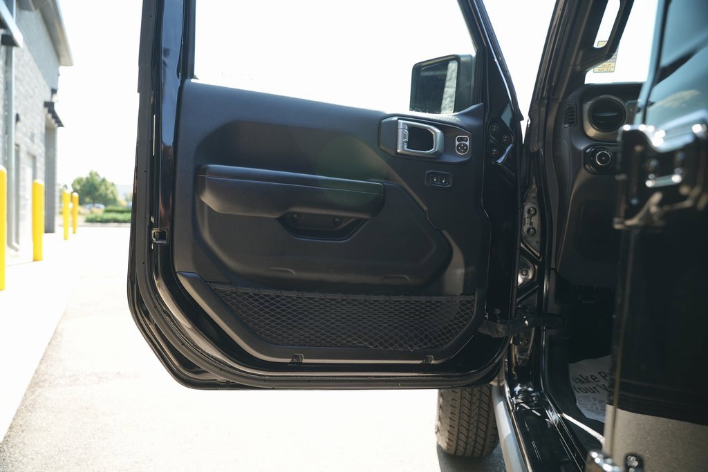 Used 2021 Jeep Wrangler Unlimited Sport image 34