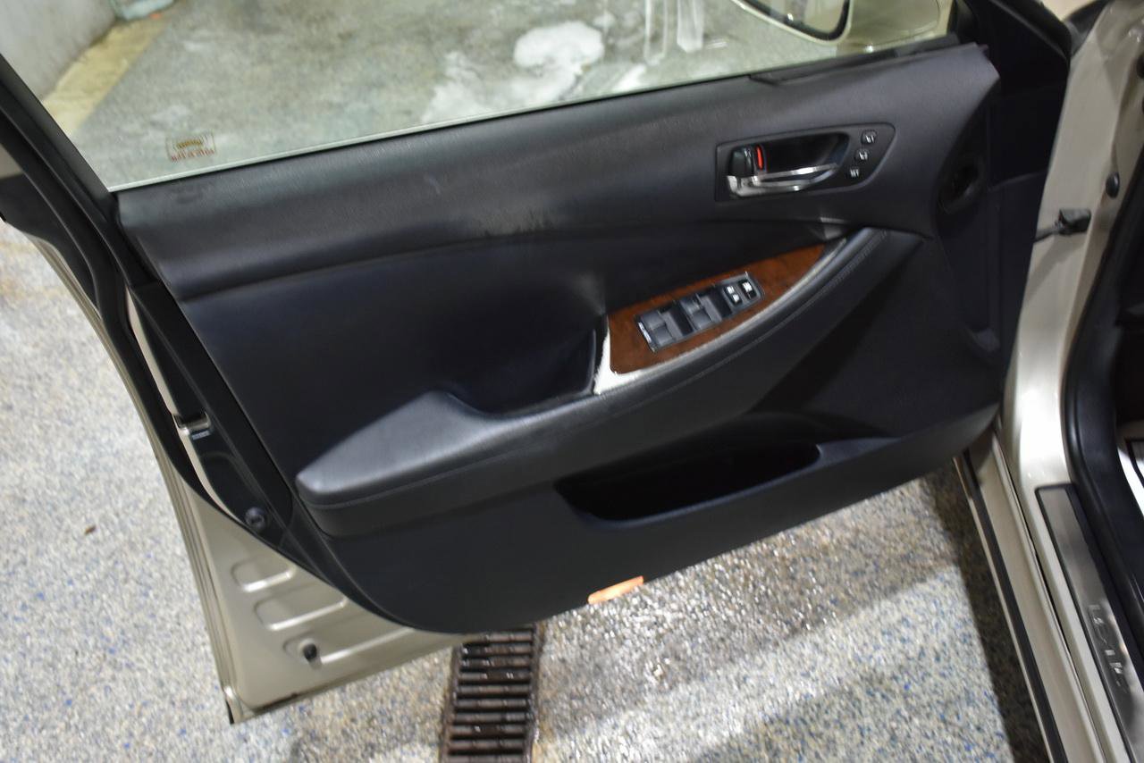 Used 2010 Lexus ES 350 FWD image 31