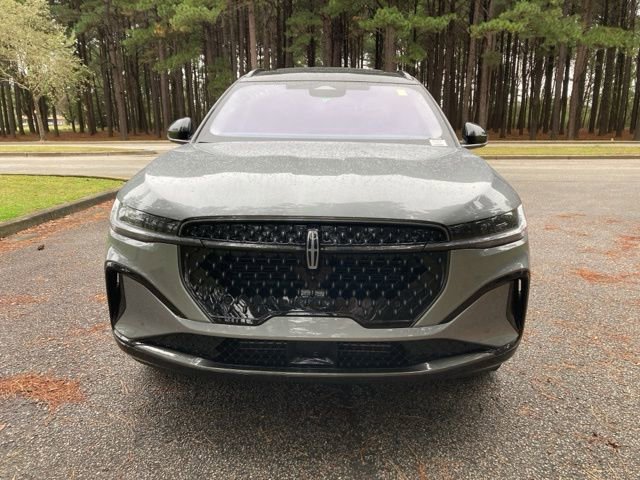 Certified 2025 Lincoln Nautilus Reserve w/ Jet Appearance Package image 8