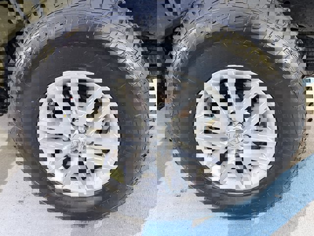 Used 2016 Nissan Frontier SV image 19