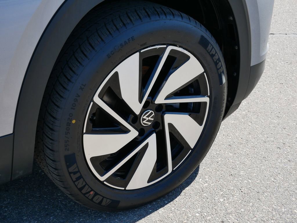 Used 2025 Volkswagen Atlas SE image 9