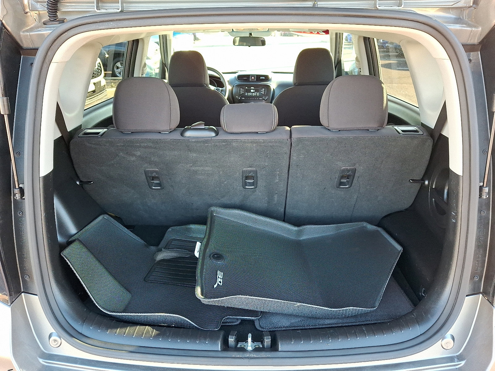 Used 2018 Kia Soul image 28