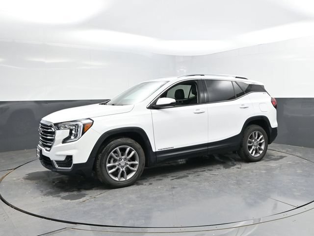 Used 2024 GMC Terrain SLT AWD/4WD image 7