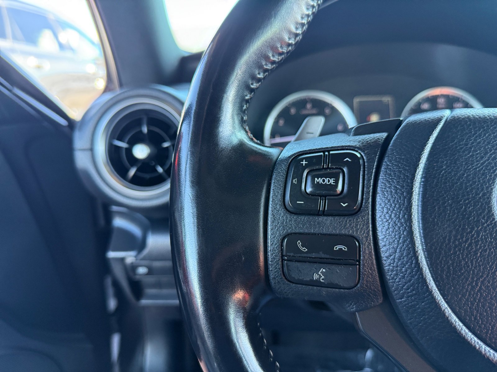 Used 2021 Lexus IS 300 w/ Comfort Package image 21