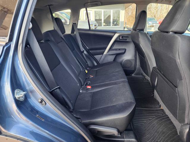 Used 2013 Toyota RAV4 XLE AWD/4WD image 16