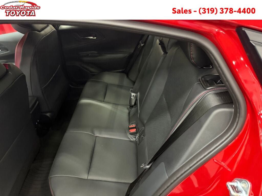 New 2026 Toyota Prius Plug-In Hybrid image 9