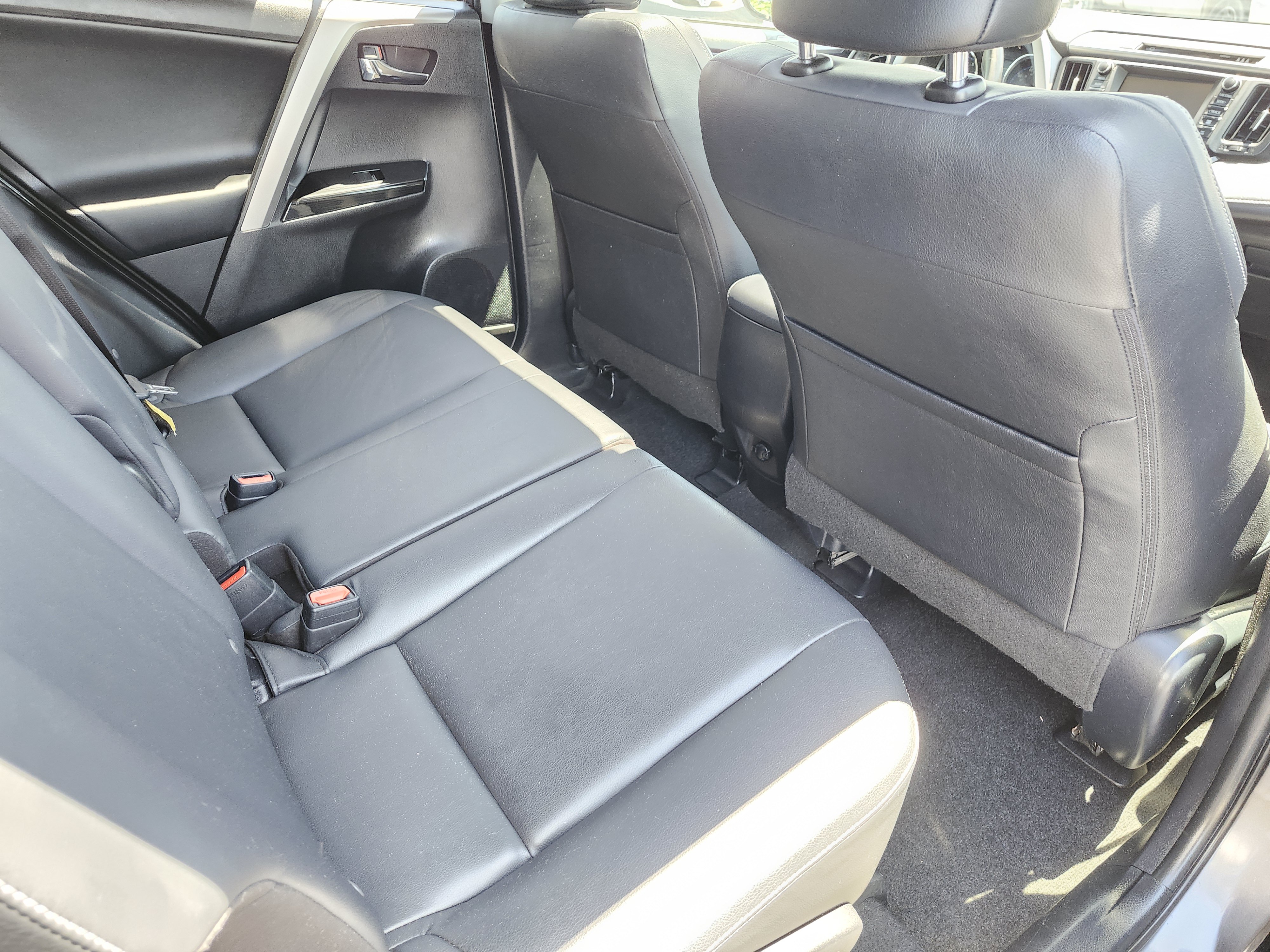 Used 2017 Toyota RAV4 Limited w/ Advanced Technology Package AWD/4WD image 21