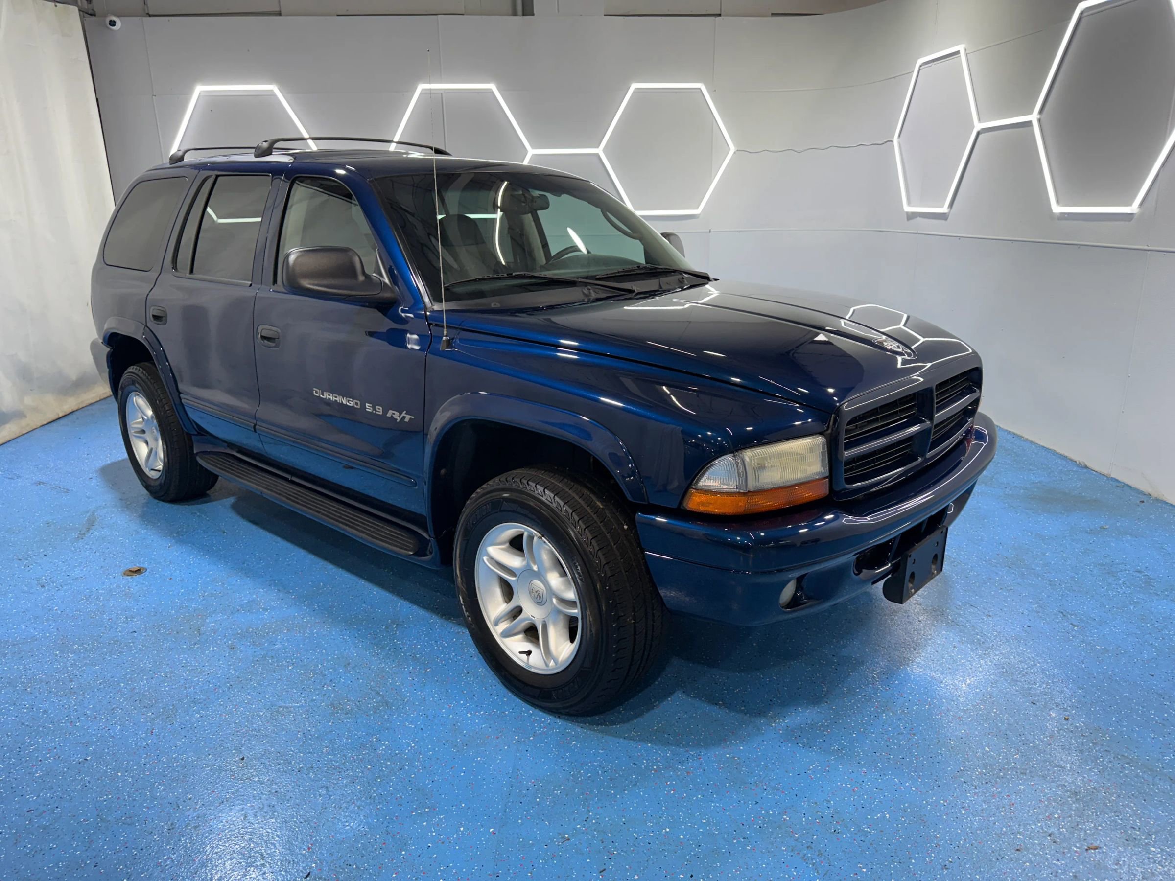 Used 2001 Dodge Durango R/T image 92