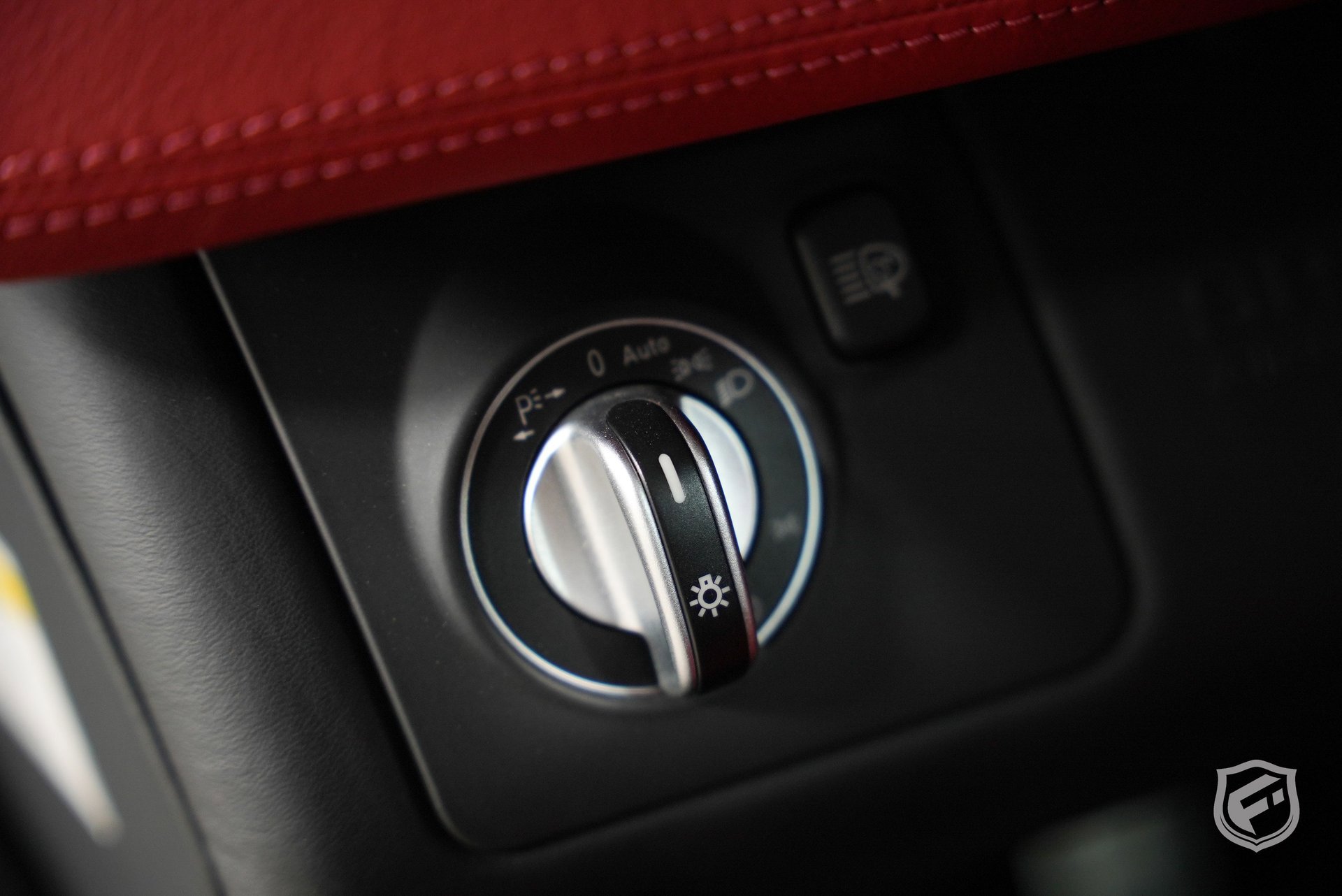 Used 2005 Mercedes-Benz SLR image 29