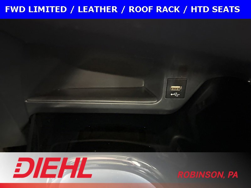 Used 2022 Toyota C-HR Limited image 31