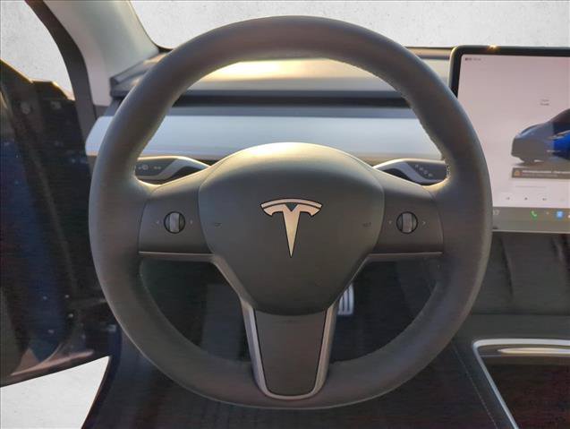 Used 2024 Tesla Model Y Performance AWD/4WD image 14