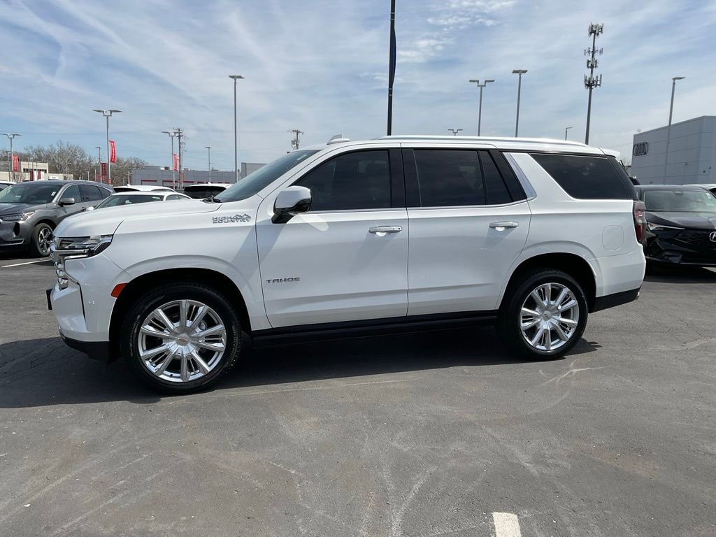 Used 2023 Chevrolet Tahoe High Country AWD/4WD image 4
