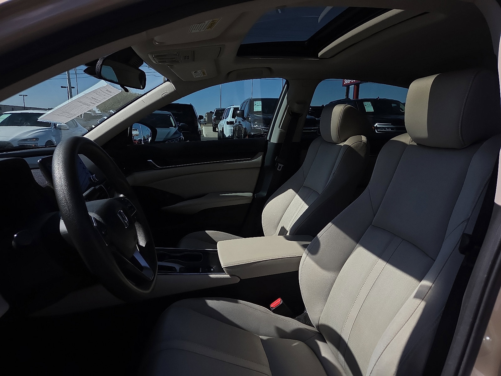 Used 2020 Honda Accord EX image 12