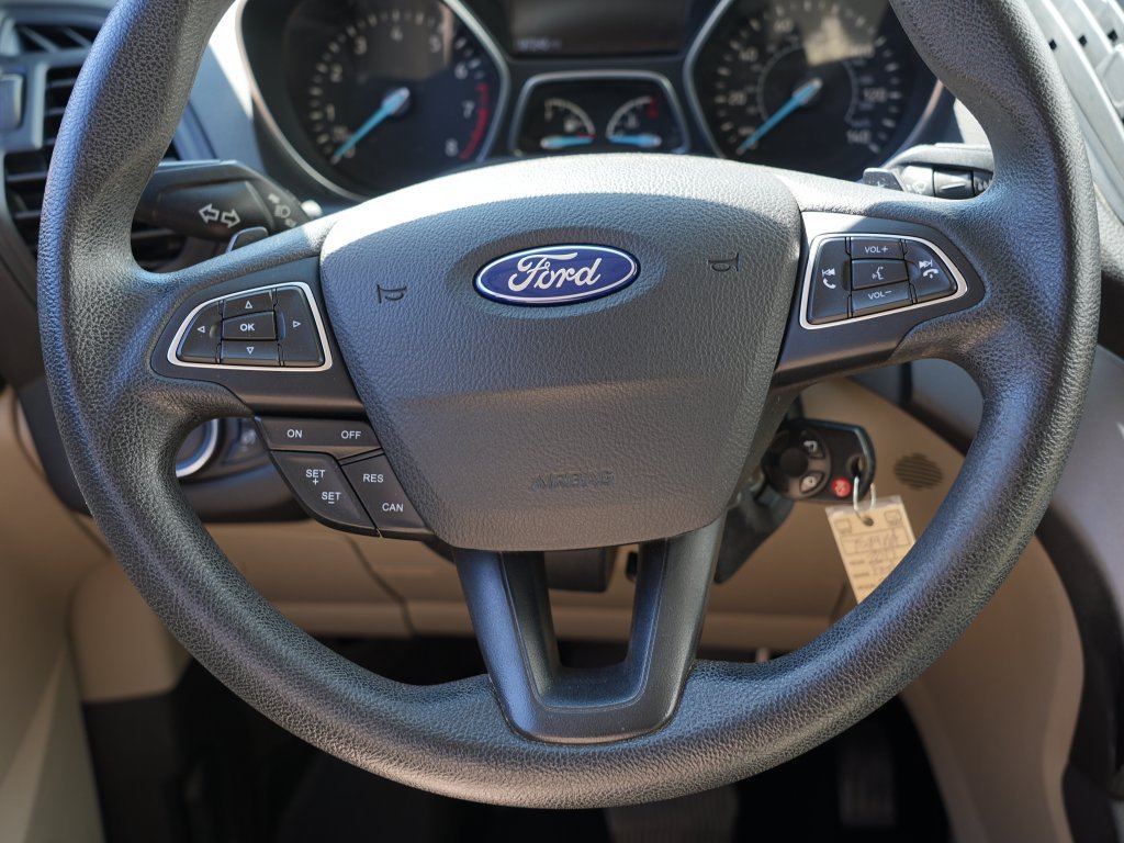 Used 2017 Ford Escape SE AWD/4WD image 25