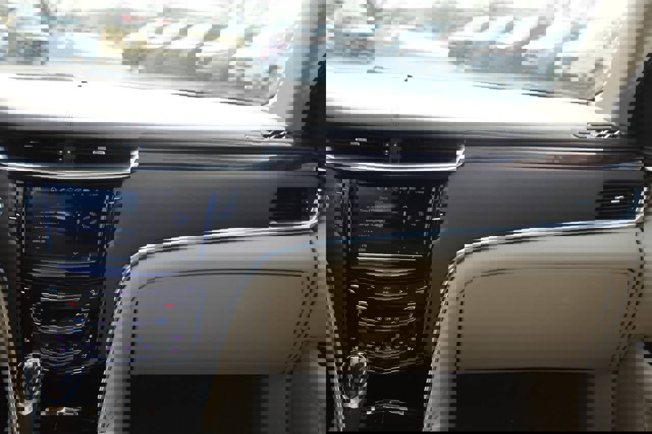 Used 2016 Cadillac XTS Luxury w/ Driver Awareness Package image 24