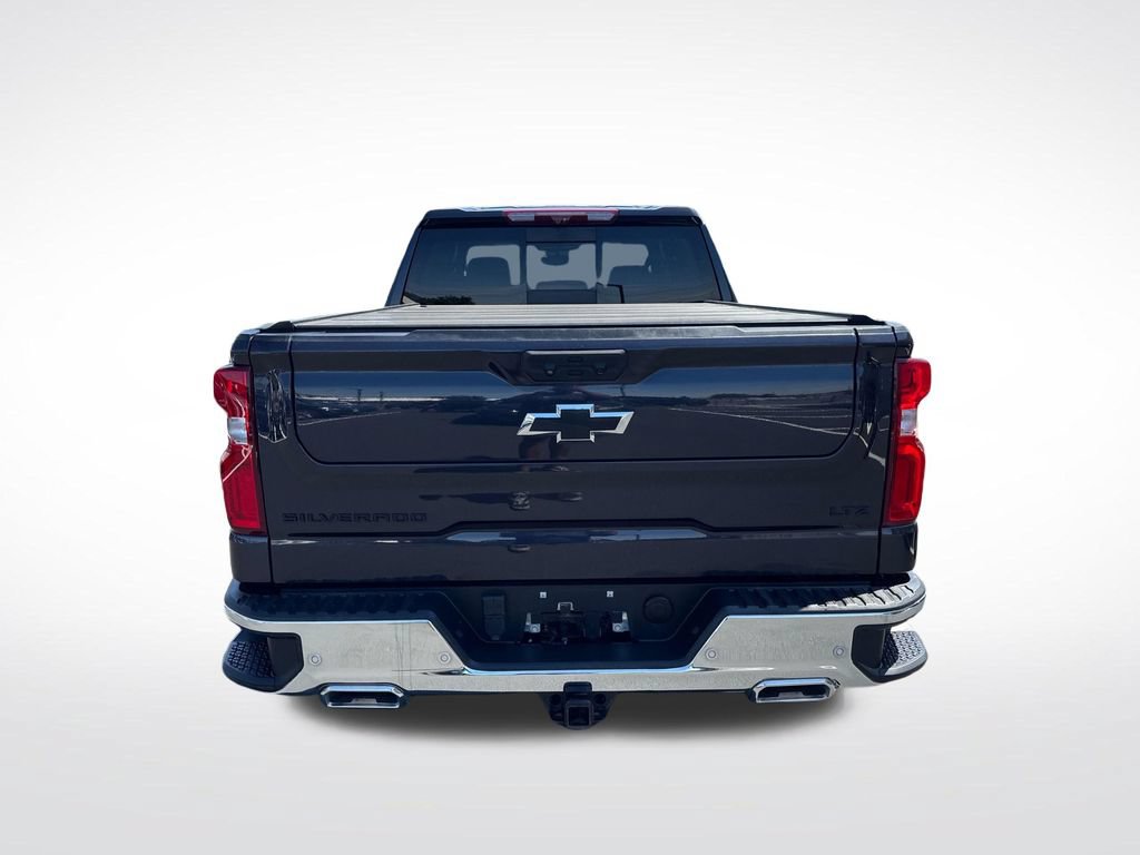 Used 2023 Chevrolet Silverado 1500 LTZ w/ LTZ Premium Package AWD/4WD image 4