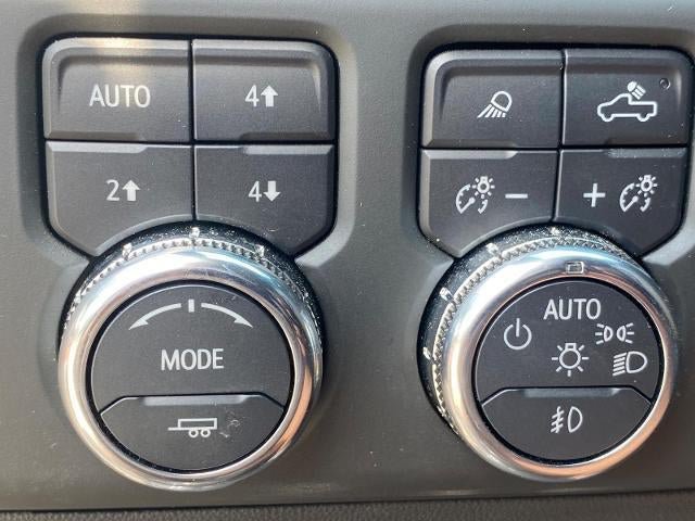 Used 2024 GMC Sierra 1500 Denali Ultimate AWD/4WD image 21