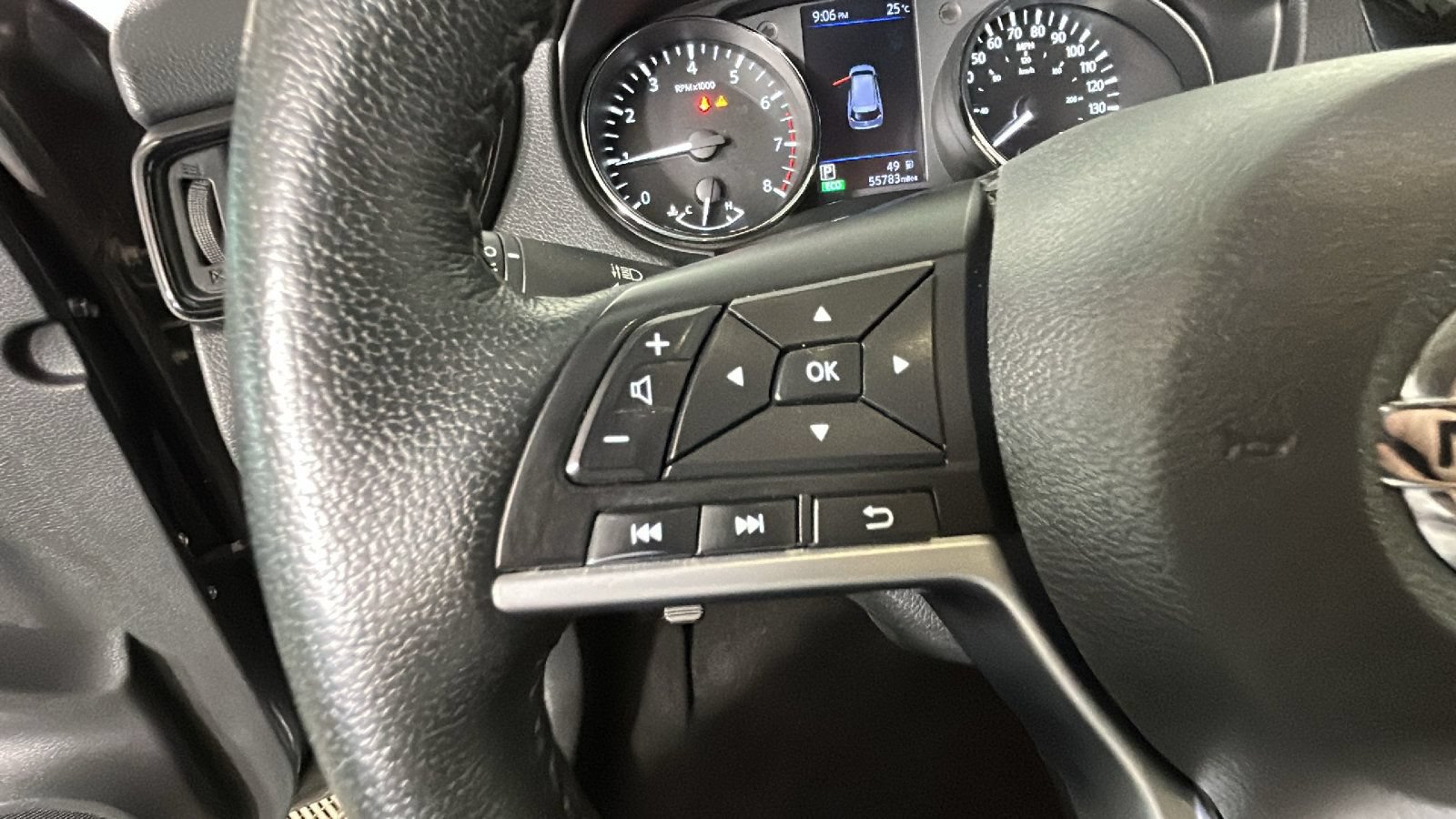 Used 2020 Nissan Rogue S FWD image 18