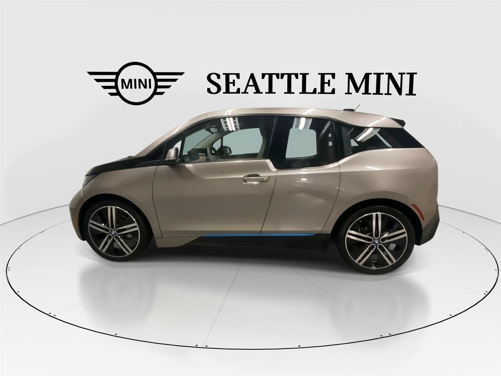 Used 2014 BMW i3 w/ Range Extender RWD image 7