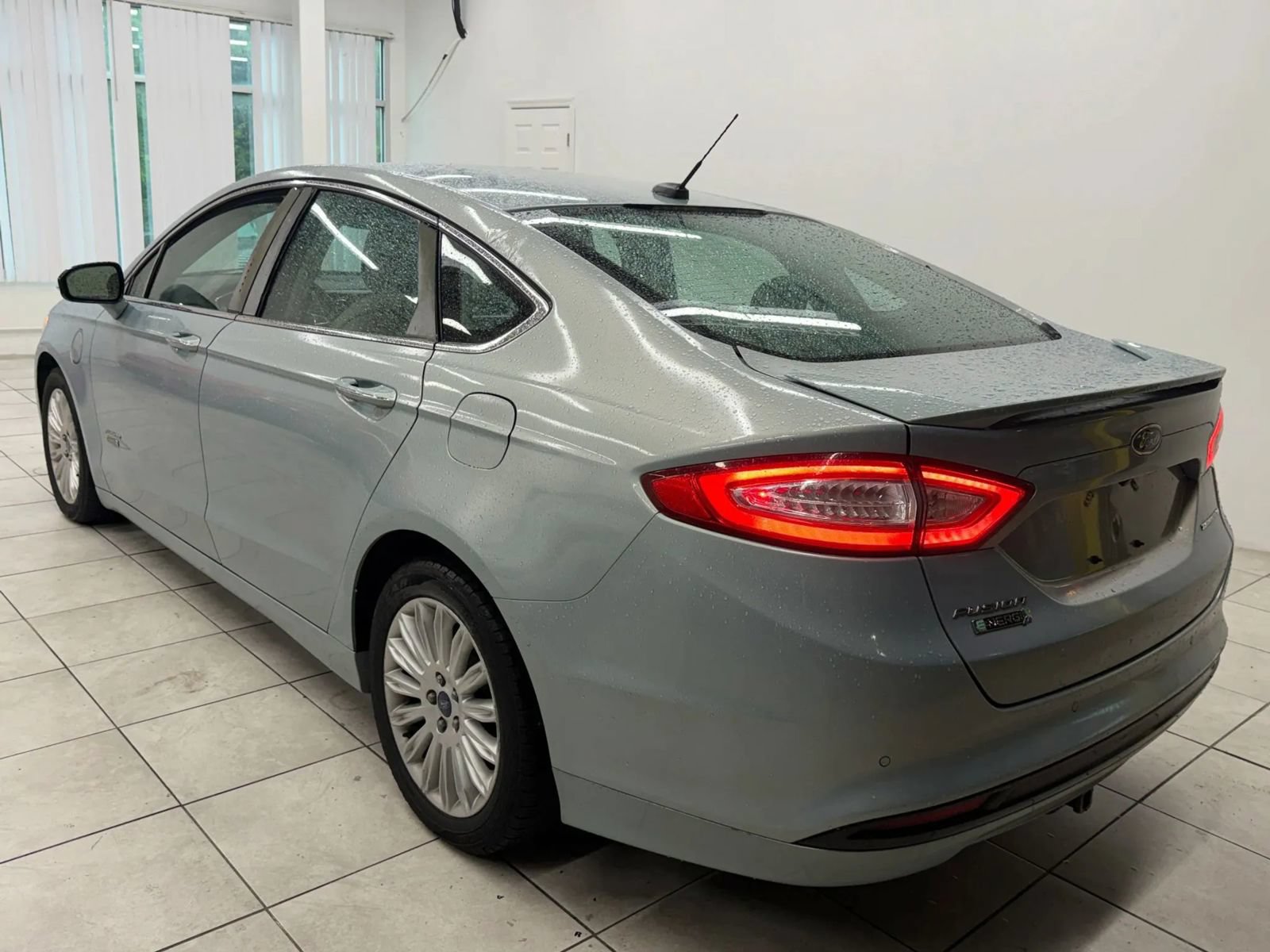 Used 2014 Ford Fusion Energi Titanium w/ Driver Assist Package FWD image 7