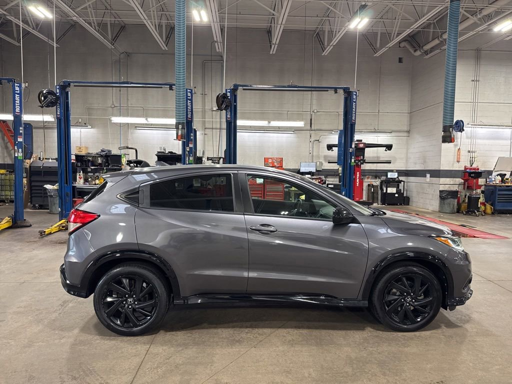 Certified 2022 Honda HR-V Sport image 3