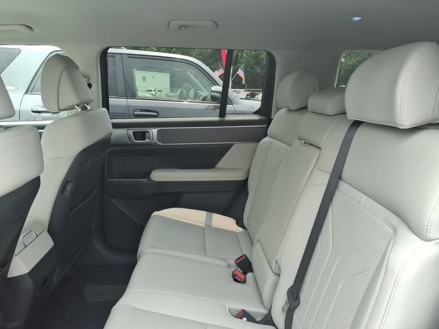 Used 2024 Hyundai Santa Fe SEL AWD/4WD image 7