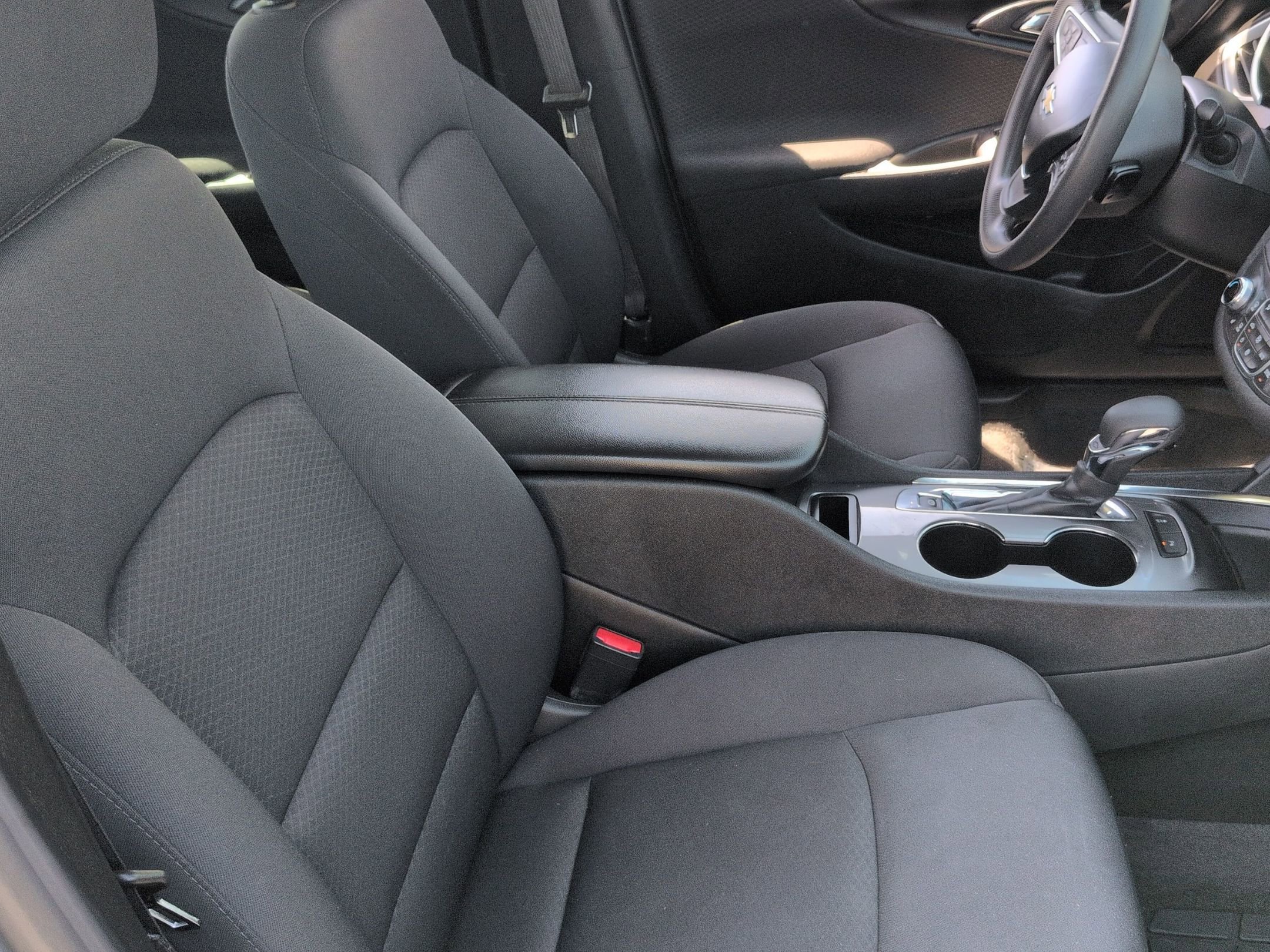 Used 2024 Chevrolet Malibu LT image 34