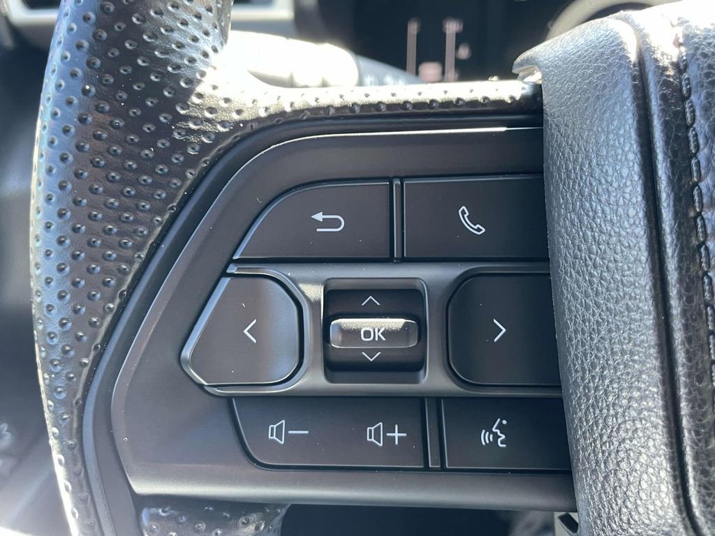 Used 2025 Toyota Tacoma SR5 image 24