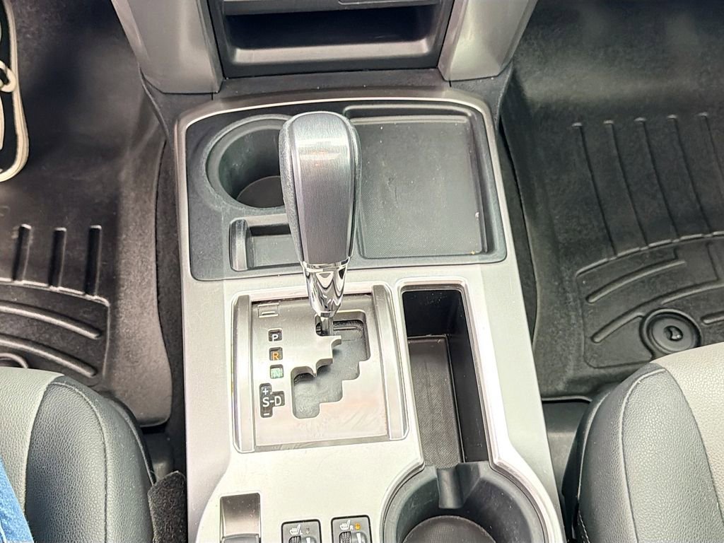 Used 2020 Toyota 4Runner SR5 Premium w/ Moonroof Package image 18