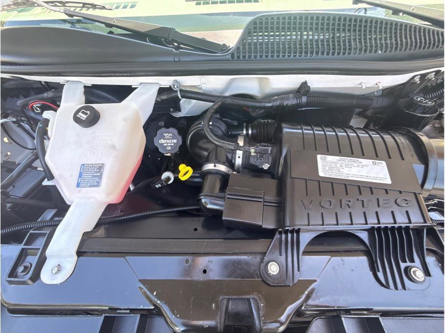 Used 2017 Chevrolet Express 3500 RWD image 19