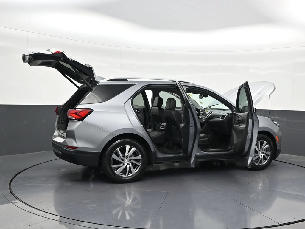 Used 2023 Chevrolet Equinox Premier FWD image 33