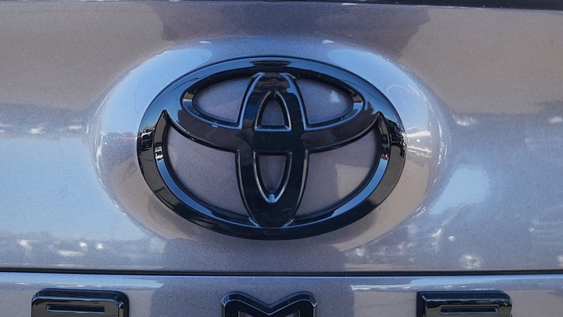 Used 2021 Toyota Camry XSE FWD image 21