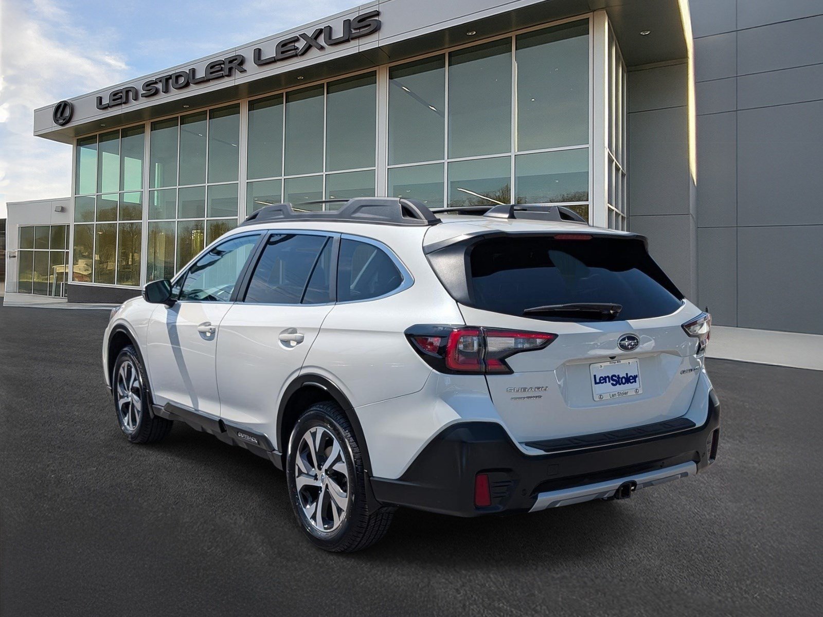 Used 2020 Subaru Outback Limited w/ Popular Package #2 AWD/4WD image 5