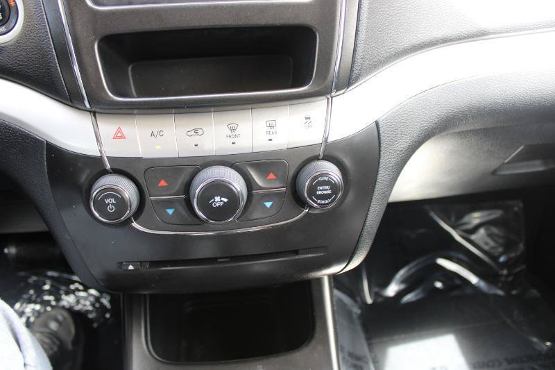 Used 2011 Dodge Journey Mainstreet FWD image 20