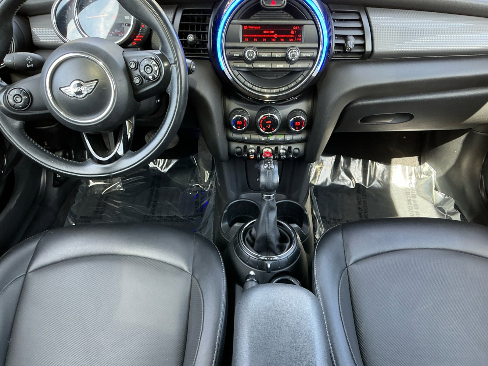 Used 2015 MINI Cooper 2-Door Hardtop image 10