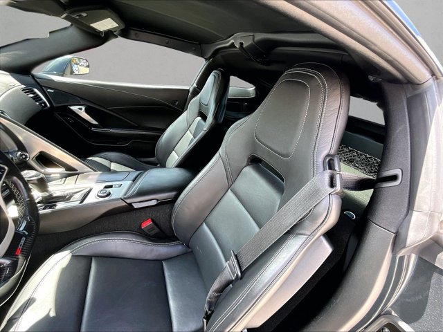 Used 2018 Chevrolet Corvette Z06 RWD image 25