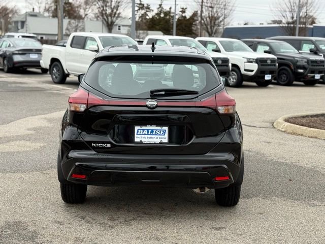 Used 2025 Nissan Kicks Play S FWD image 6