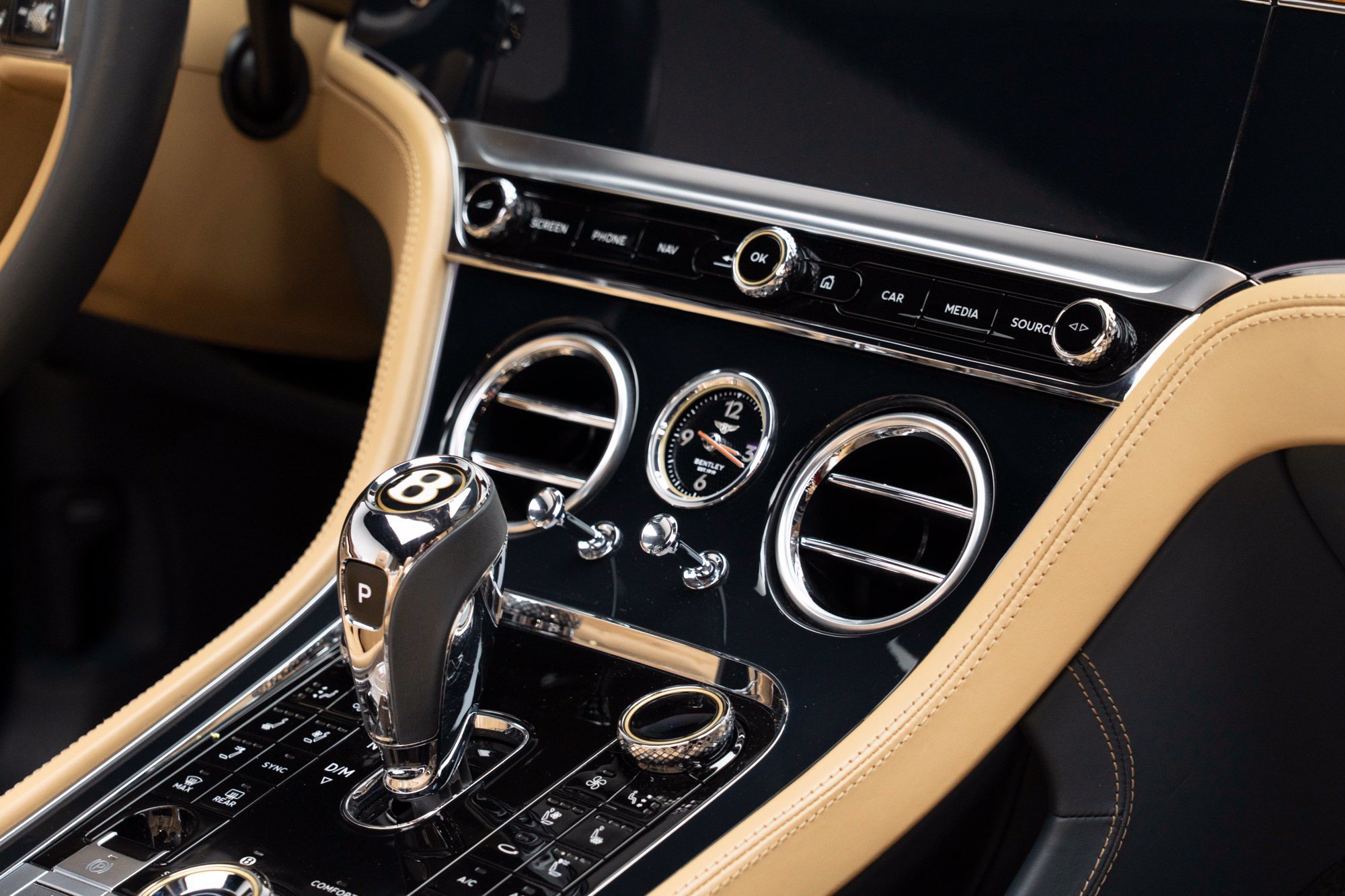 Used 2020 Bentley Continental GT AWD/4WD image 37