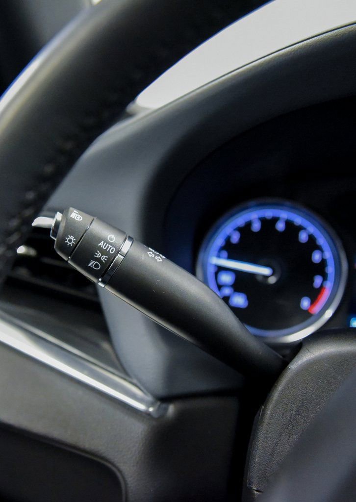 Used 2024 Buick Enclave Essence w/ Experience Buick Package image 26