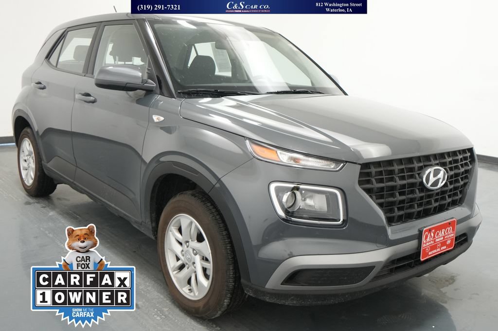 Used 2026 Hyundai Venue SE FWD image 1