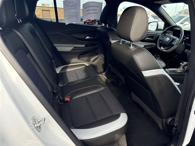 Certified 2024 Buick Envista Preferred w/ Convenience II Package image 25