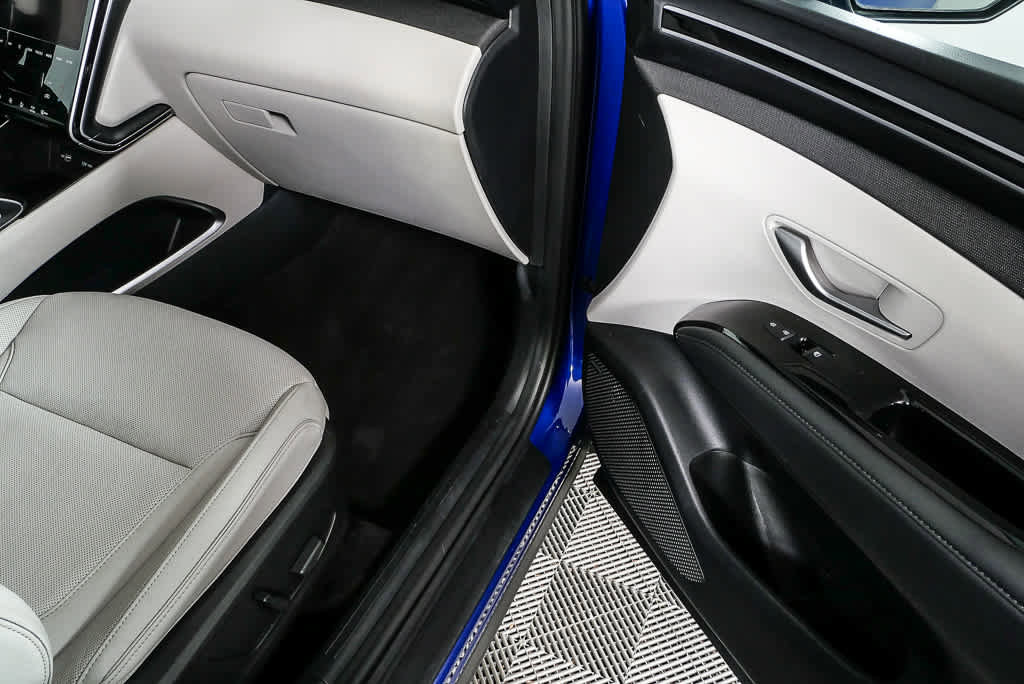 Used 2023 Hyundai Tucson Limited w/ Cargo Package image 25