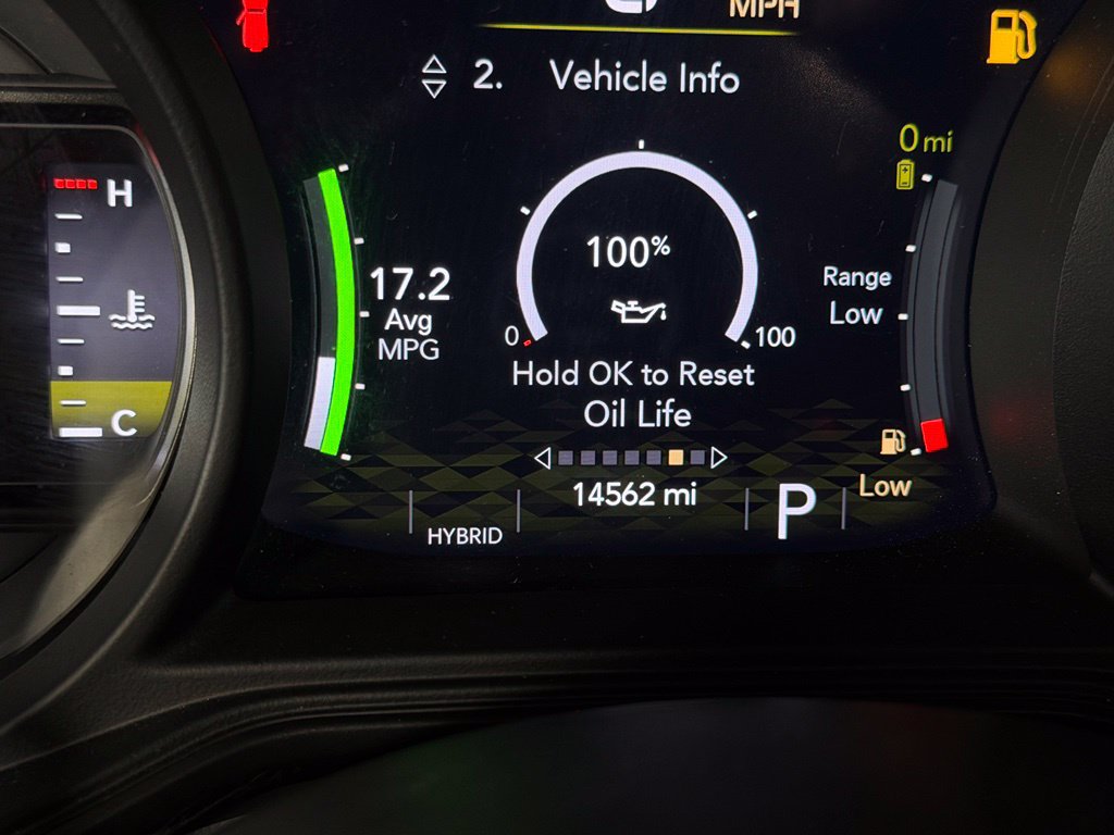Used 2024 Jeep Wrangler Unlimited AWD/4WD image 16