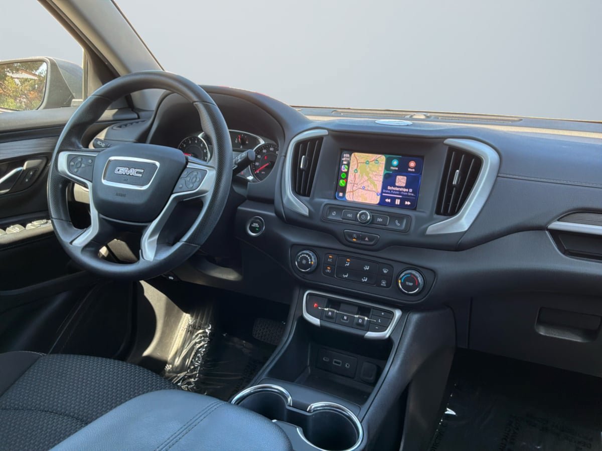 Used 2023 GMC Terrain SLE FWD image 14