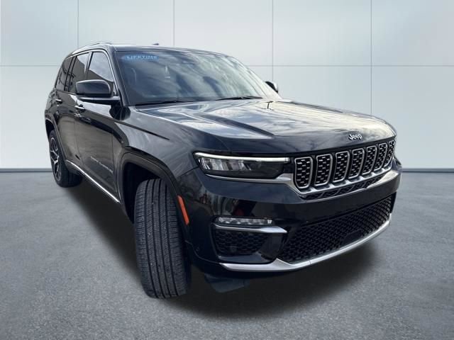 Used 2023 Jeep Grand Cherokee Summit image 7