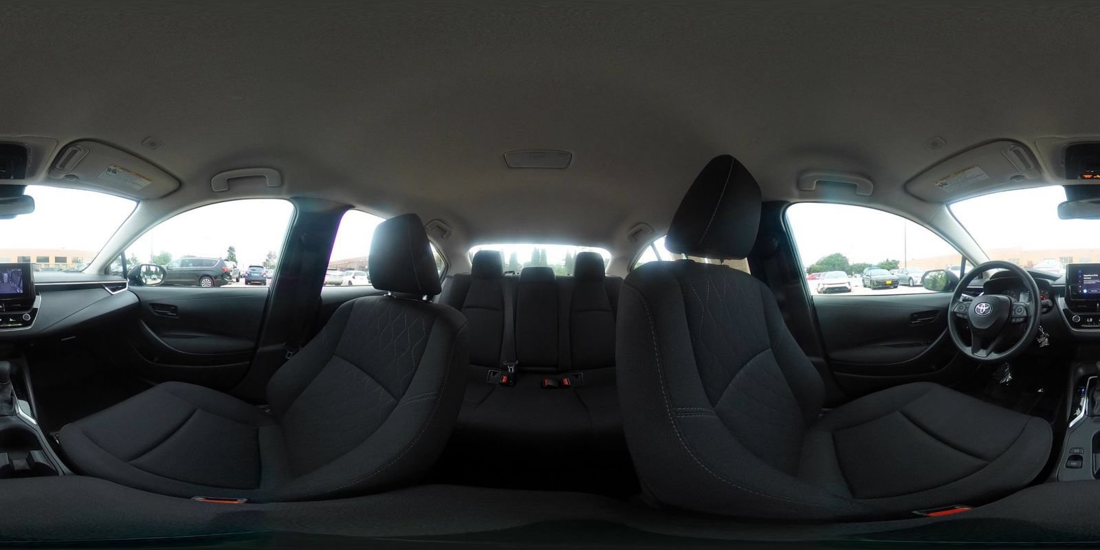Used 2025 Toyota Corolla LE FWD image 40