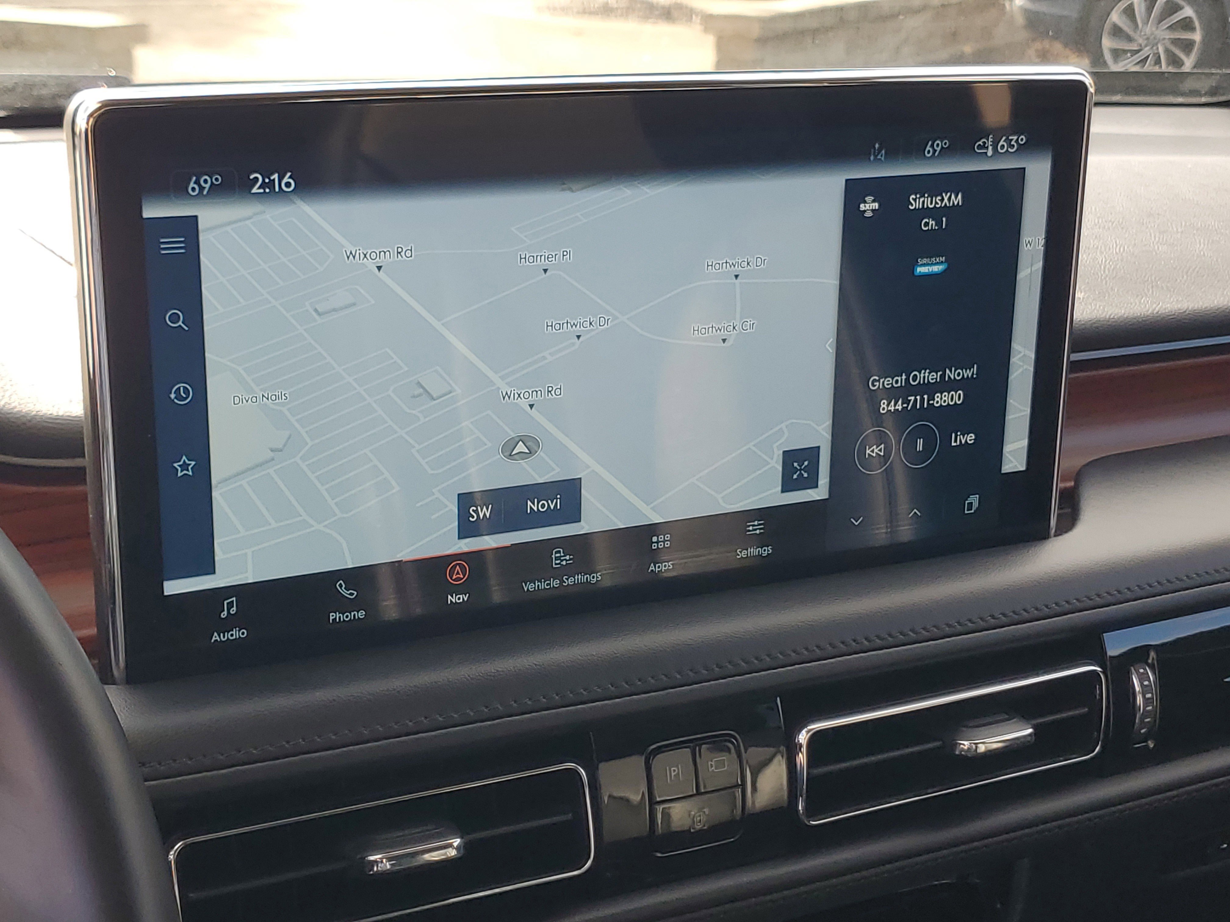 Certified 2022 Lincoln Nautilus Reserve w/ Luxury Package image 16