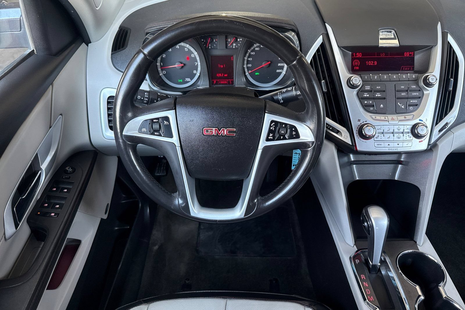 Used 2010 GMC Terrain SLT AWD/4WD image 15