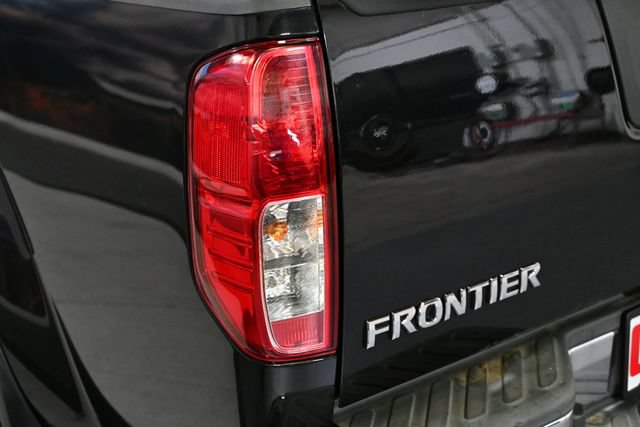 Used 2019 Nissan Frontier SV AWD/4WD image 16